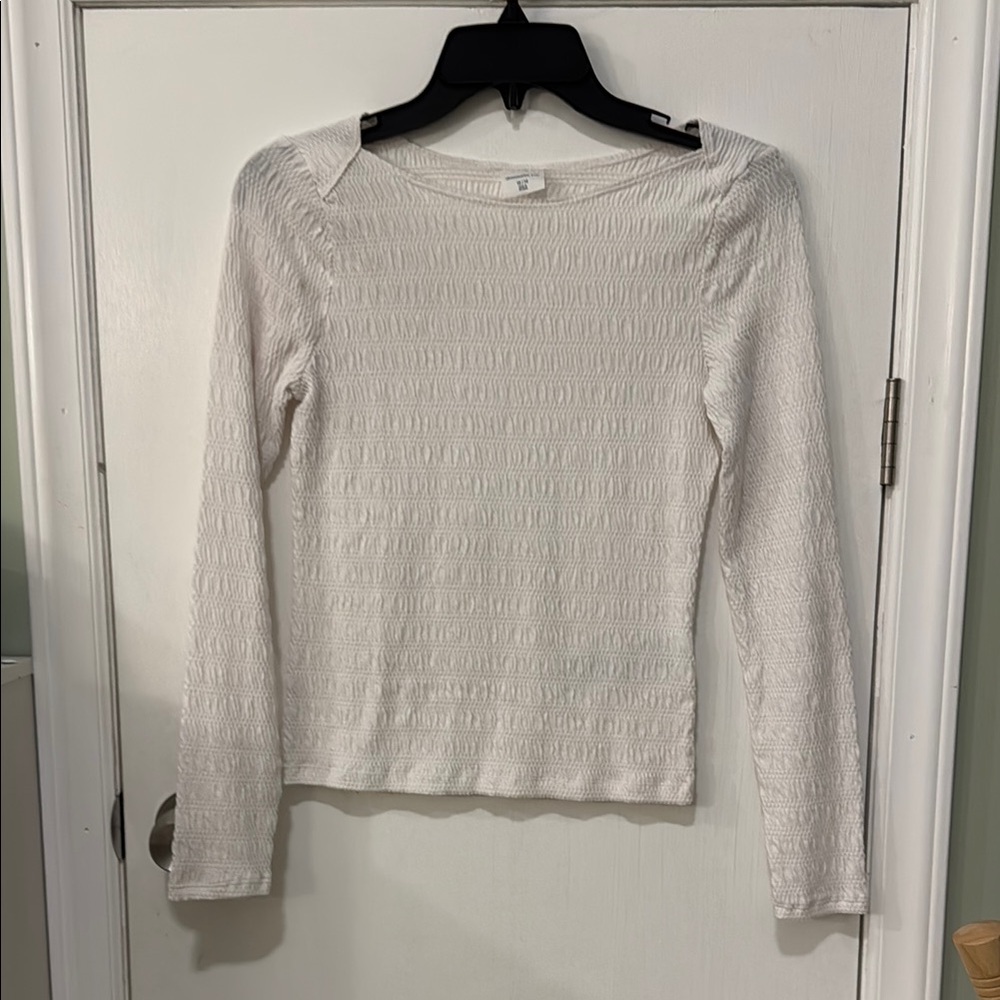 Abercrombie Kids: Elegant White Textured Women's Top